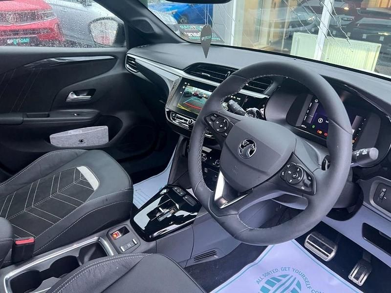 Used Vauxhall Corsa Ultimate 134 HP (98 kW) 2025 White Hatchback