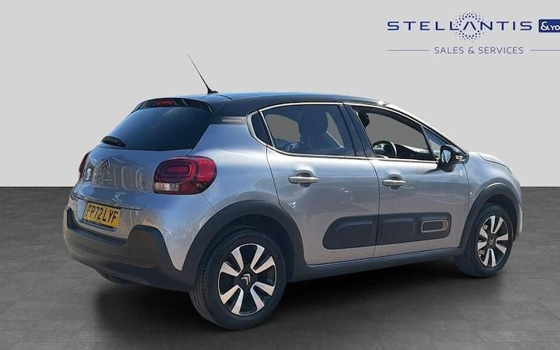 Used Citroën C3 PureTech 83 HP (61 kW) 2022 Red Hatchback