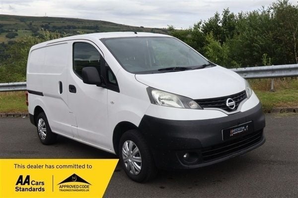 White Used 2016 Nissan NV200 Acenta Van | £6,999 (Fair price) - Image 1/1