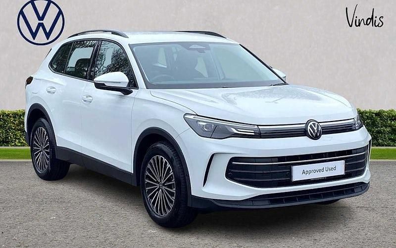 Used 2025 VW Tiguan Life SUV | £32,856 - Image 1/4