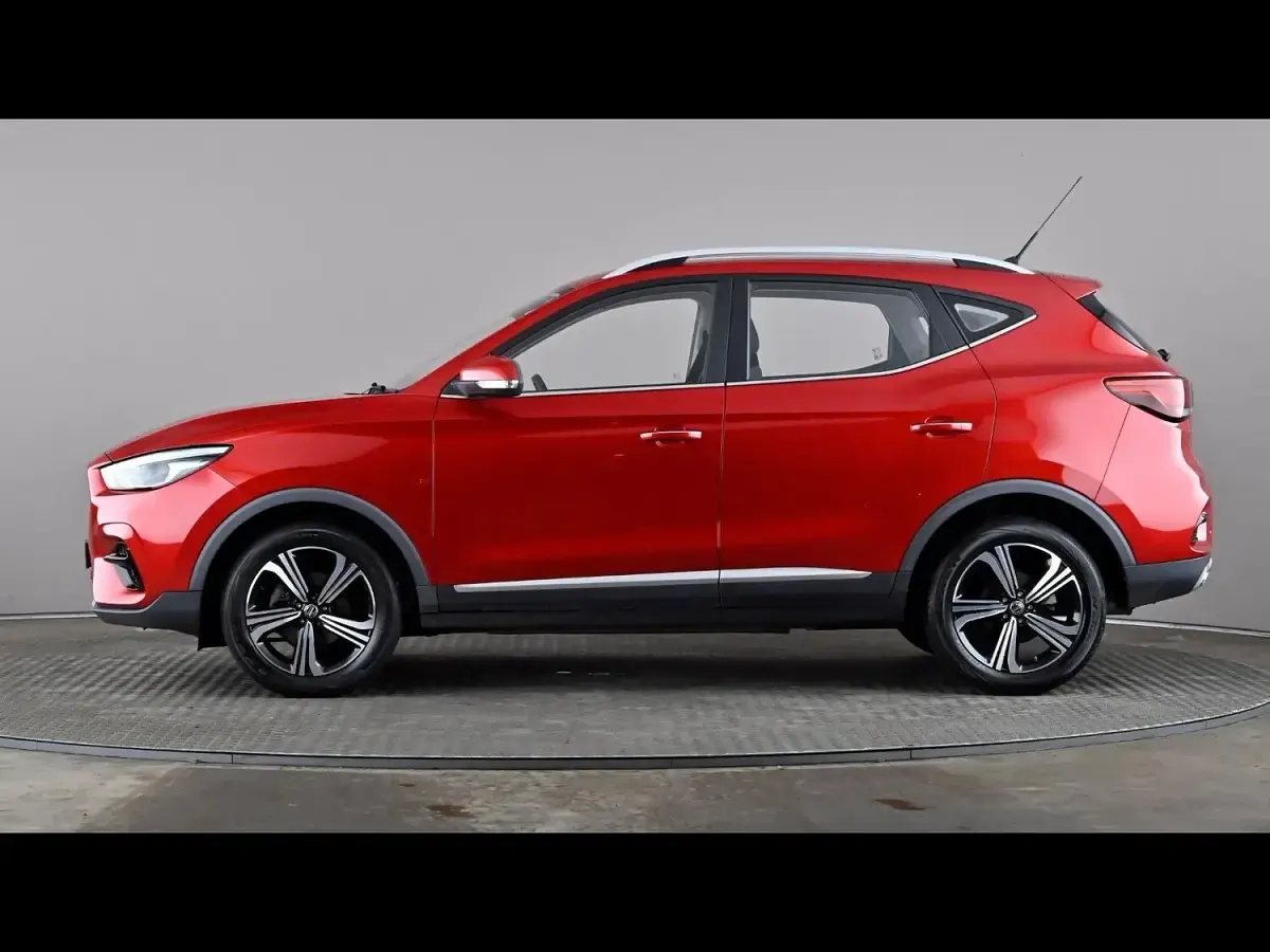 Used MG ZS Excite 106 HP (77 kW) 2020 Red SUV