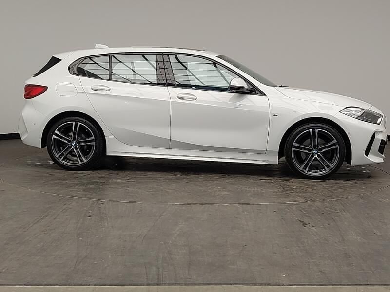 Used BMW 118 M Sport 136 HP (100 kW) 2023 White Hatchback