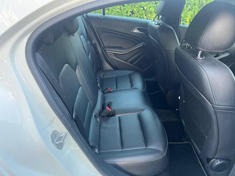 Used Mercedes A180 Executive 2017 White Hatchback