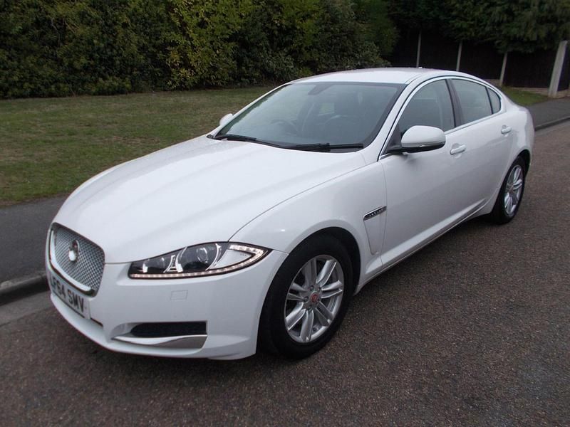 White Used 2014 Jaguar XF Luxury Sedan | £6,290 (Fair price) - Image 1/4