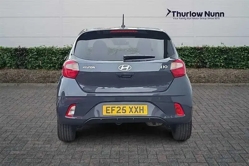 Used Hyundai i10 Premium 63 HP (46 kW) 2025 Grey Hatchback