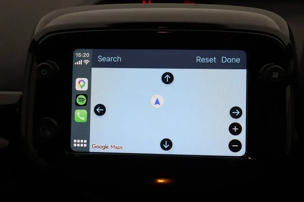 Usado Citroën C1 Shine 2021 Bege Citadino