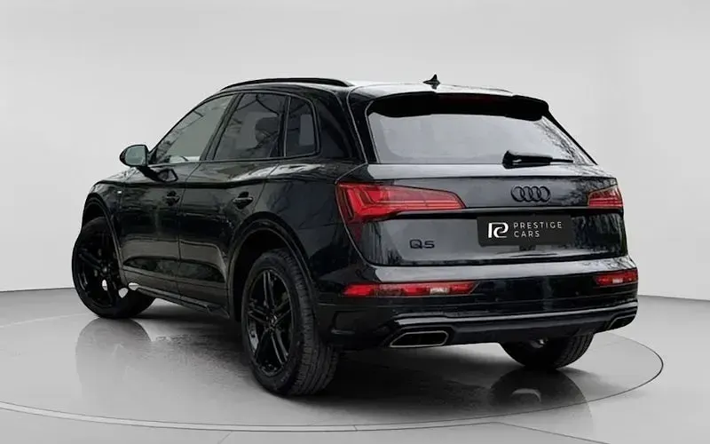 Used Audi Q5 S-Line 299 HP (219 kW) 2023 Black SUV