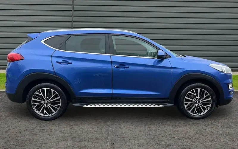 Used Hyundai Tucson Premium 116 HP (85 kW) 2019 Blue SUV