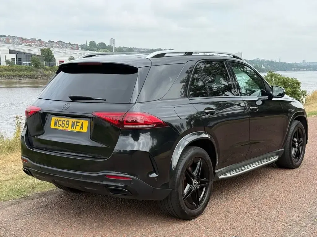 Used Mercedes GLE300 AMG Line Premium 245 HP (180 kW) 2020 Black SUV