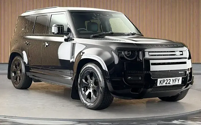 Used Land Rover Defender HSE Dynamic 249 HP (183 kW) 2025 SUV