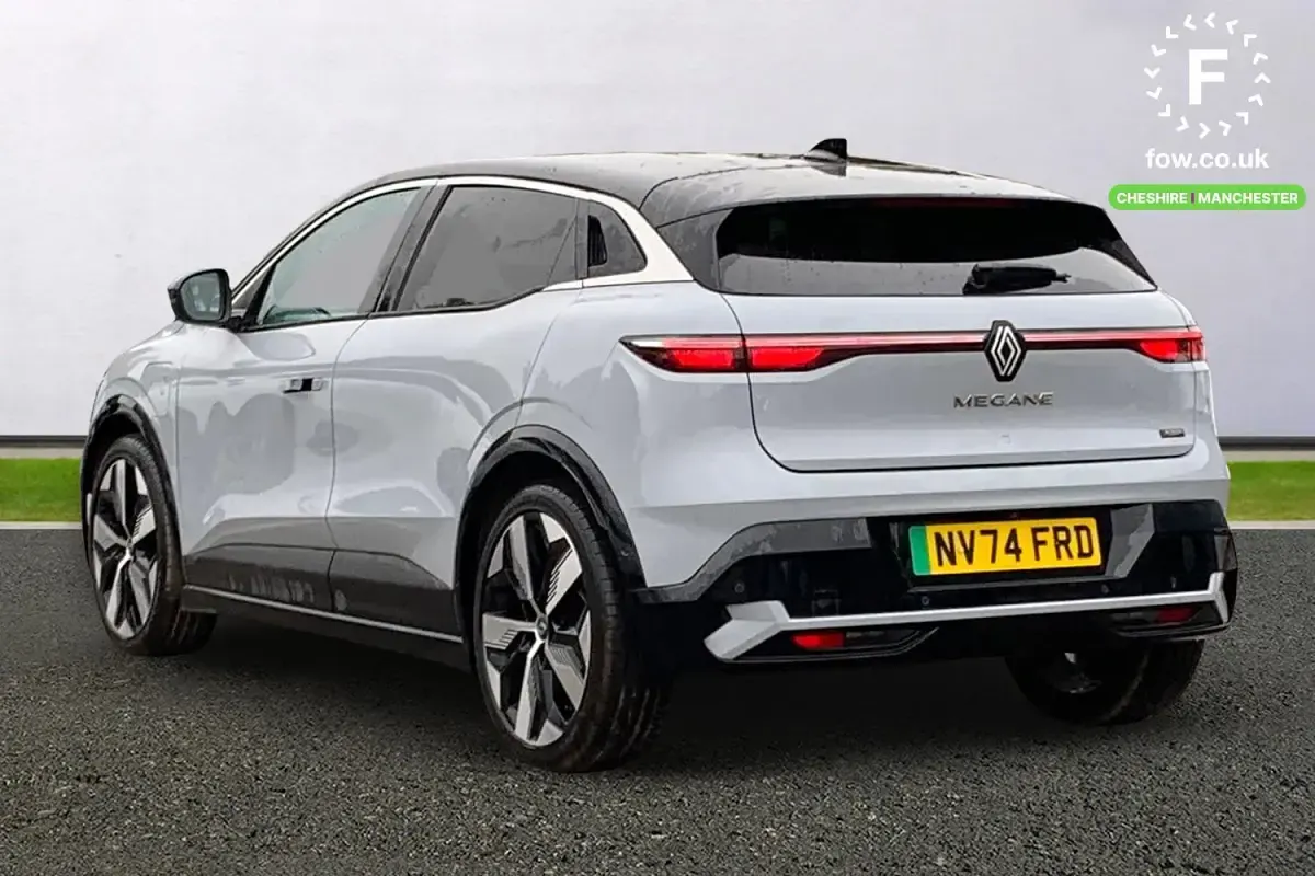 Used Renault Megane E-Tech Komfort 160 kW (218 HP) 2024 Grey/black Hatchback