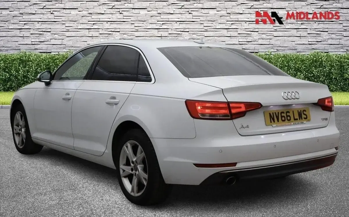 Used Audi A4 Sport 150 HP (110 kW) 2017 White Sedan