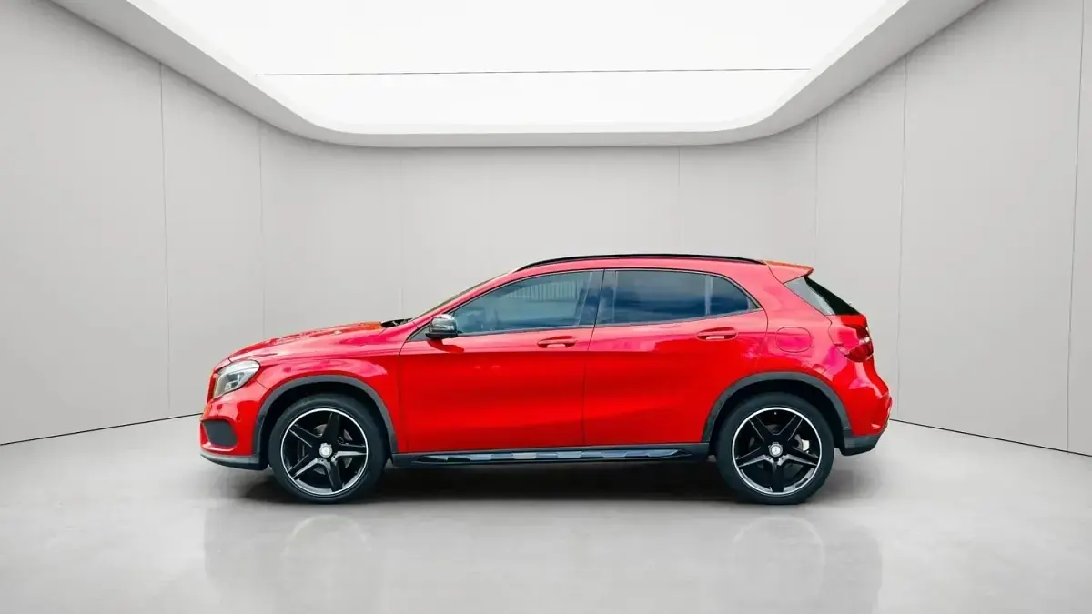 Used Mercedes GLA220 AMG line 177 HP (130 kW) 2017 Red SUV