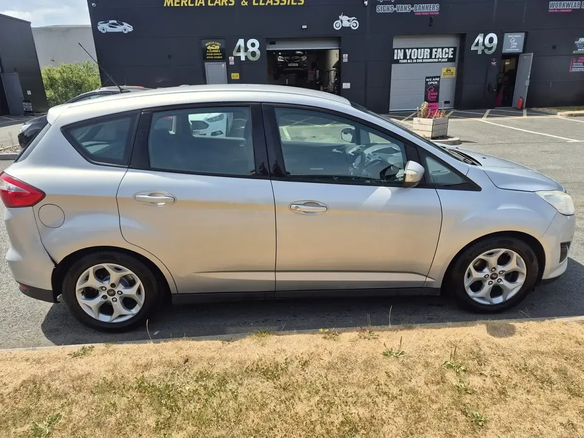 Used Ford C-MAX Zetec 115 HP (84 kW) 2012 Silver MPV