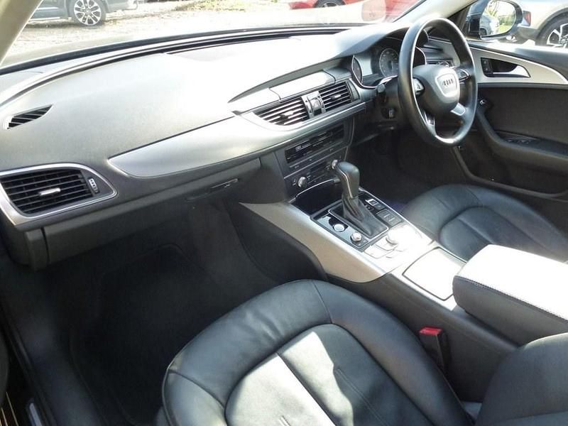 Usado Audi A6 Design 190 HP (139 kW) 2017 Preto Sedan