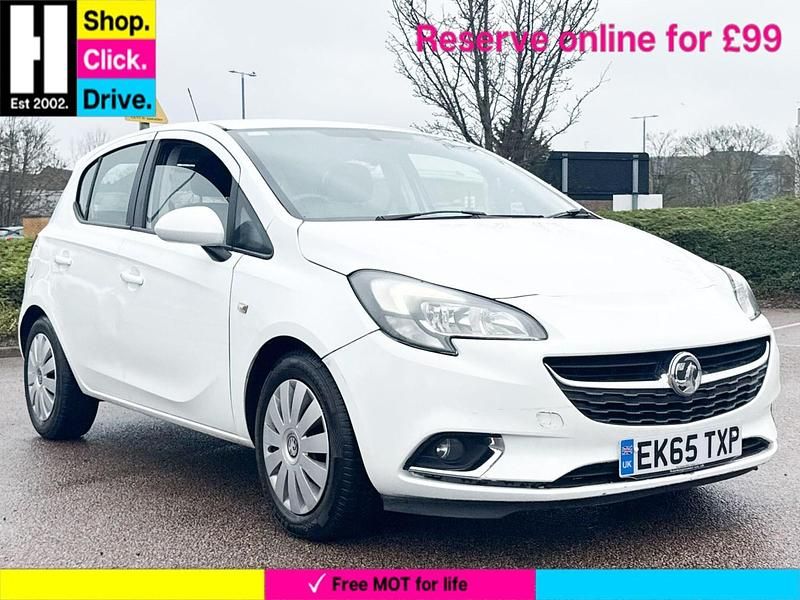 Used Vauxhall Corsa Design Edition 2015 White Hatchback