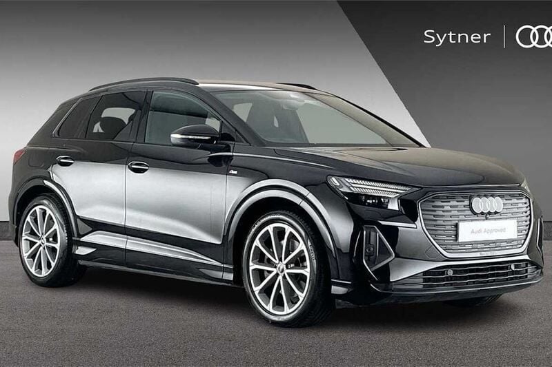 Black Used 2022 Audi Q4 e-tron Comfort SUV | £33,250 (A bit pricey) - Image 1/4