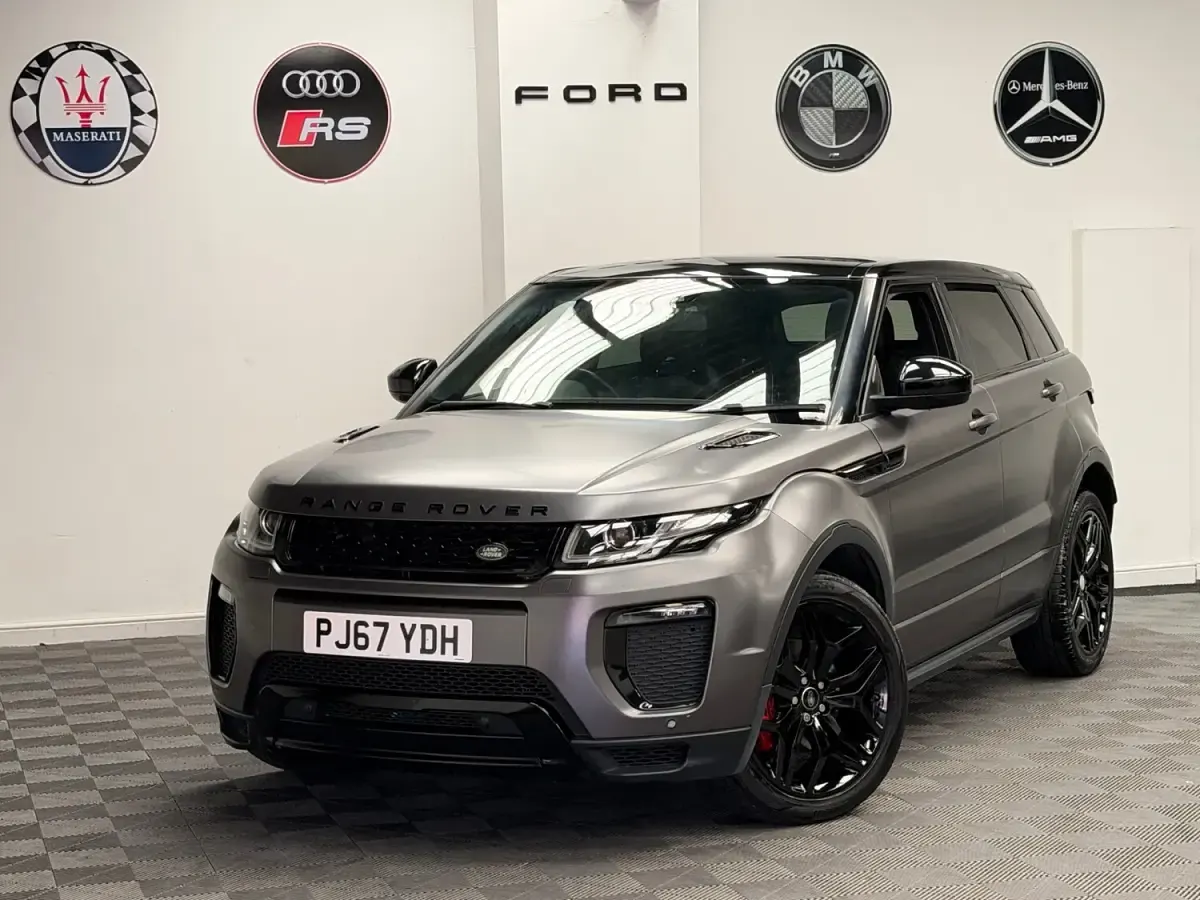 Used Land Rover Range Rover evoque HSE Dynamic 2017 Blue Estate