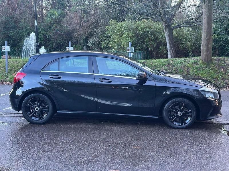 Used Mercedes A160 SE 2016 Black Hatchback