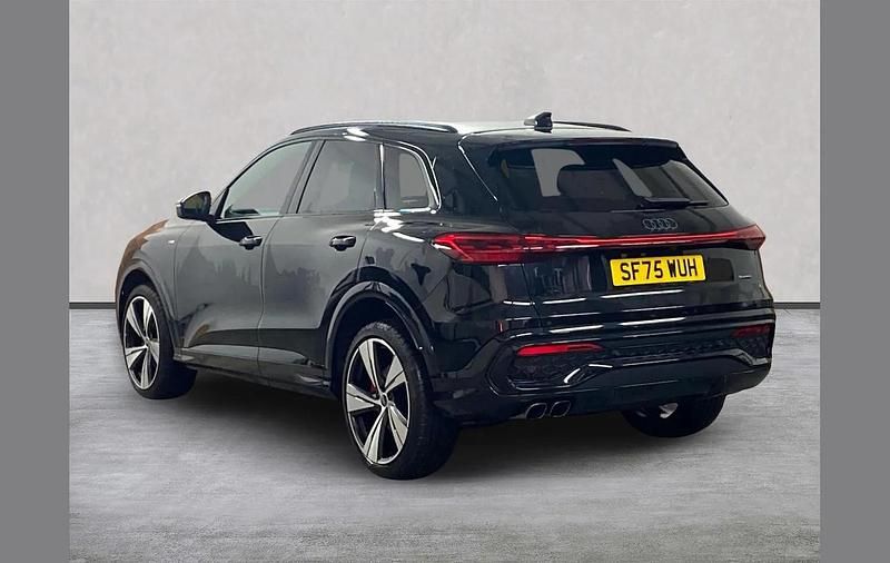 Used Audi Q5 Advanced 204 HP (150 kW) 2025 Black SUV