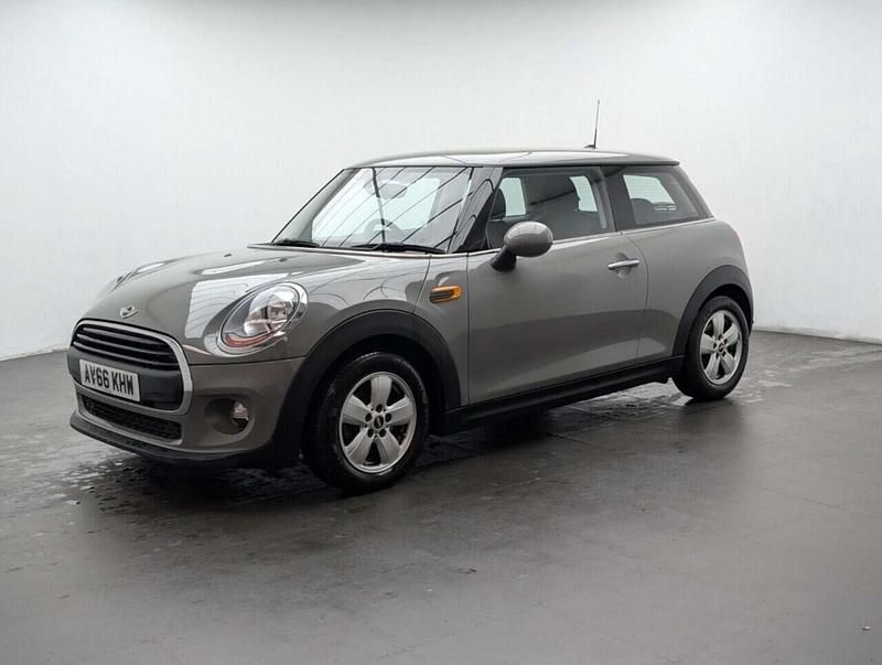 Used Mini ONE Hatch 102 HP (75 kW) 2016 Grey Hatchback