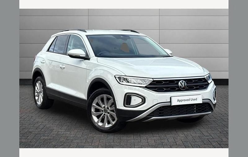 White New 2025 VW T-Roc Match SUV | £28,495 (Super price) - Image 1/3
