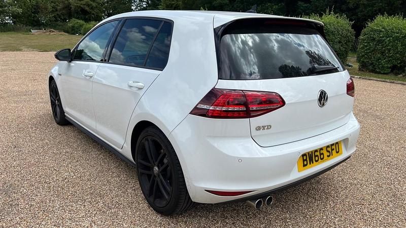 Used VW Golf VII GTD 2017 White Hatchback