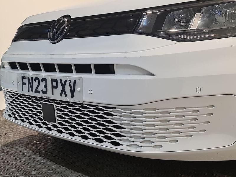Used VW Caddy 102 HP (75 kW) 2023 White MPV