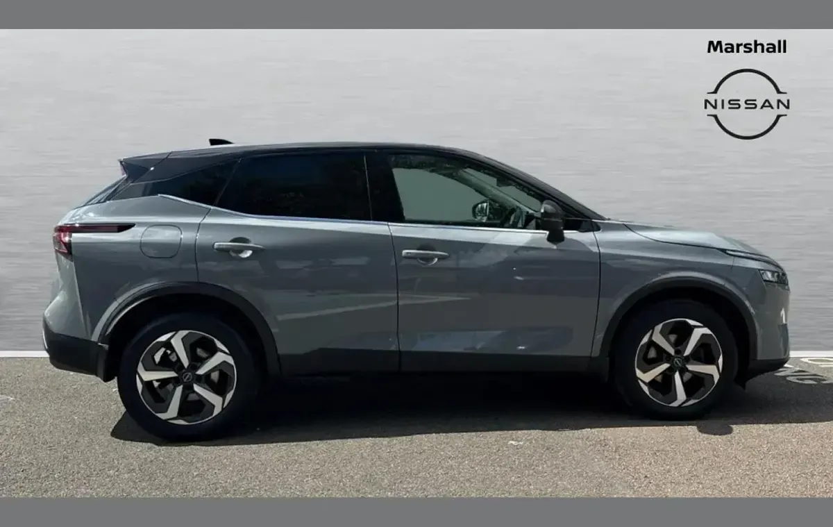 Used Nissan Qashqai N-Connecta 138 HP (101 kW) 2022 Grey SUV