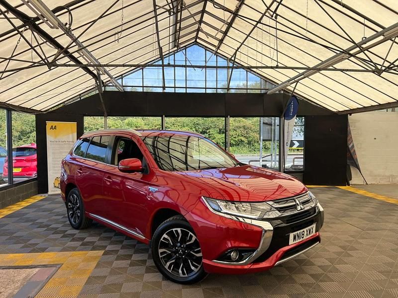 Red Used 2018 Mitsubishi Outlander P-HEV SUV | £10,595 (Fair price) - Image 1/4
