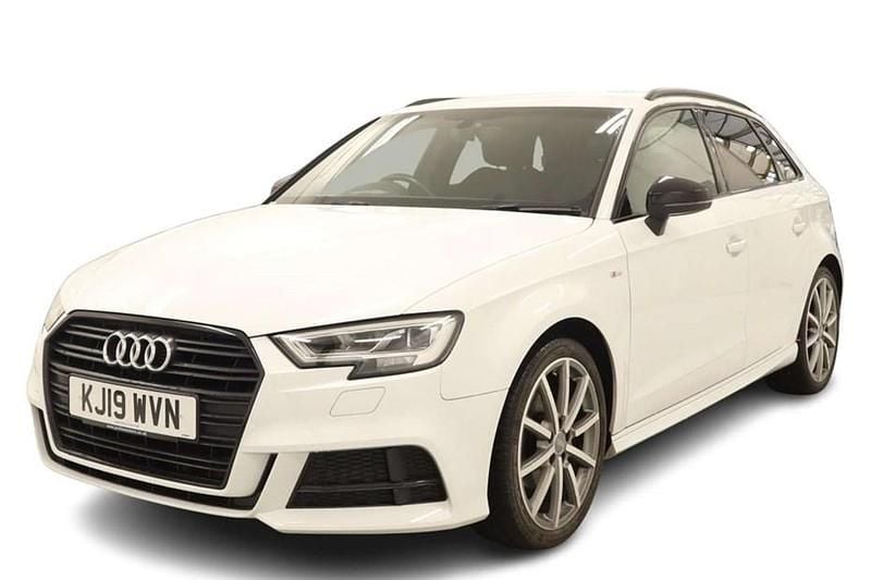 Used Audi A3 Black Edition 150 HP (110 kW) 2019 White Sedan