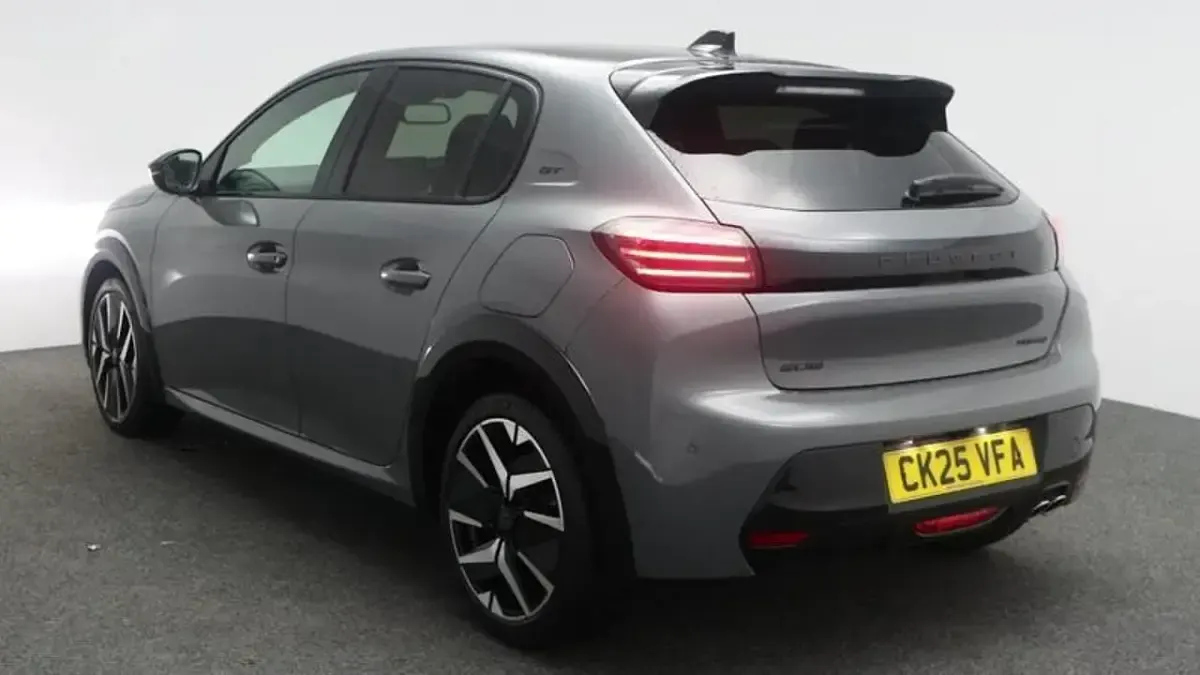 Used Peugeot 208 GT 134 HP (98 kW) 2025 Grey Hatchback