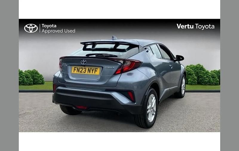 Used Toyota C-HR 122 HP (89 kW) 2023 Grey SUV
