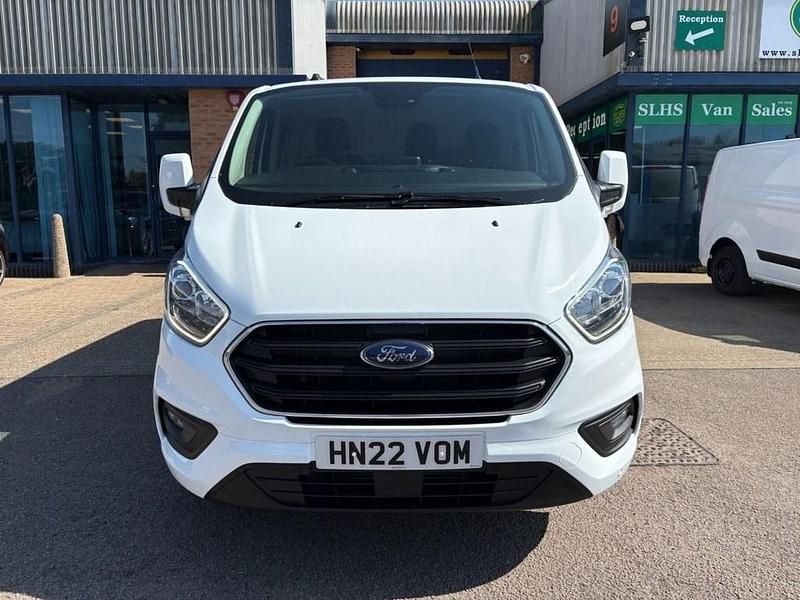 Used Ford Transit Custom Limited 130 HP (95 kW) 2022 White Van
