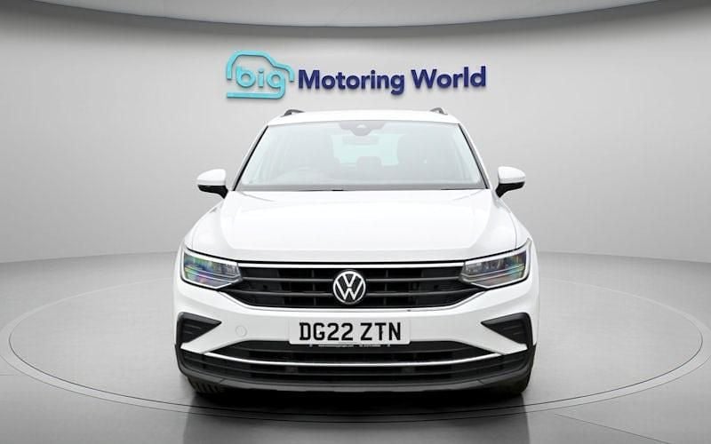 Used VW Tiguan Active 150 HP (110 kW) 2021 White SUV