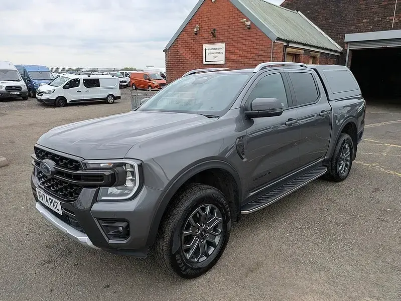 Usado Ford Ranger Wildtrack 2024 Gris Pickup/Camioneta