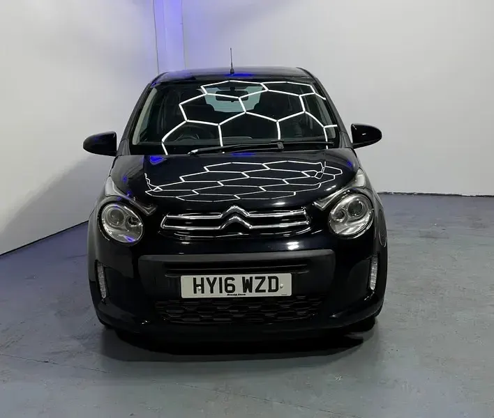 Used Citroën C1 Feel 68 HP (50 kW) 2016 Black Hatchback