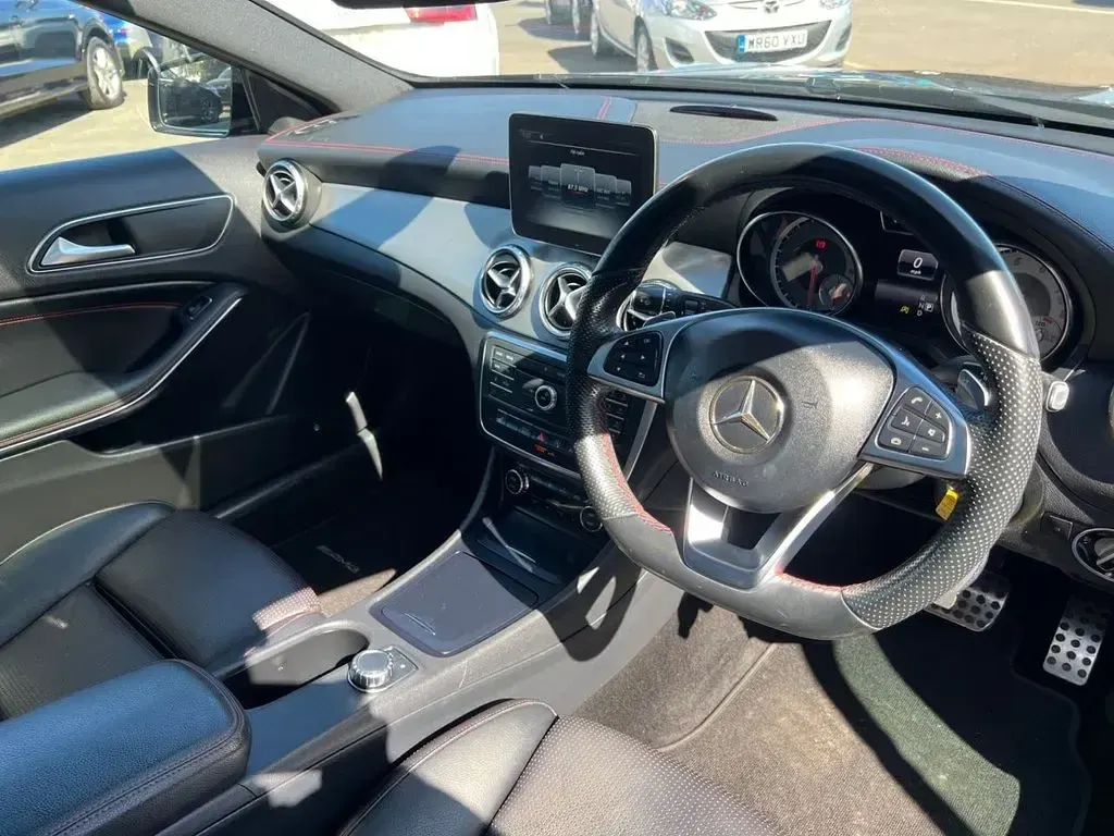Used Mercedes GLA200 AMG line 156 HP (114 kW) 2016 Black SUV