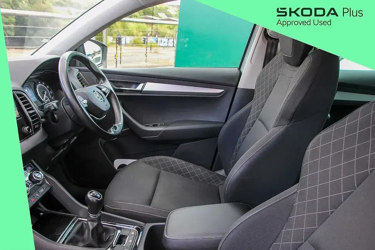 Used Skoda Karoq SE 113 HP (83 kW) 2020 Business grey metallic SUV