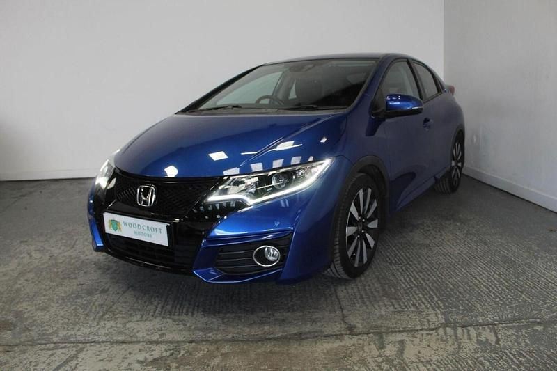 Begagnad Honda Civic SE Plus 142 HK (104 kW) 2015 Blå Halvkombi