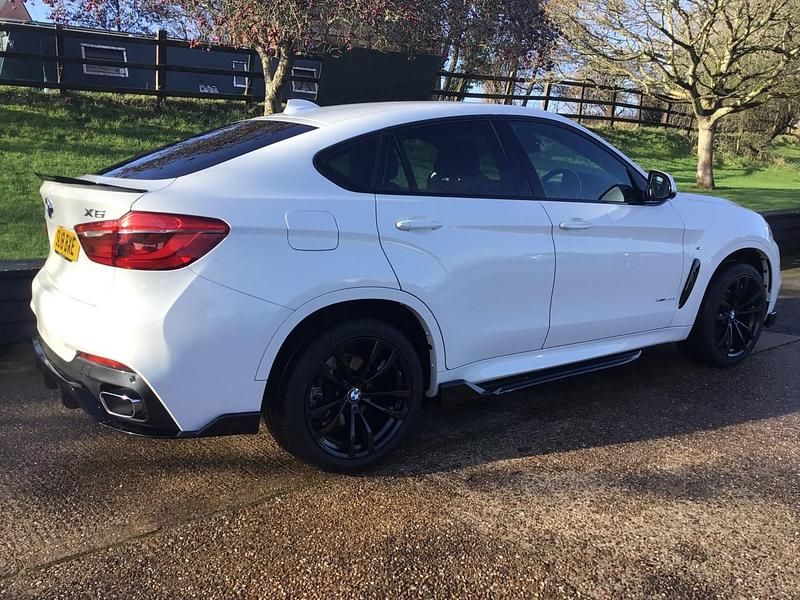 Used BMW X6 M Sport 2018 White SUV