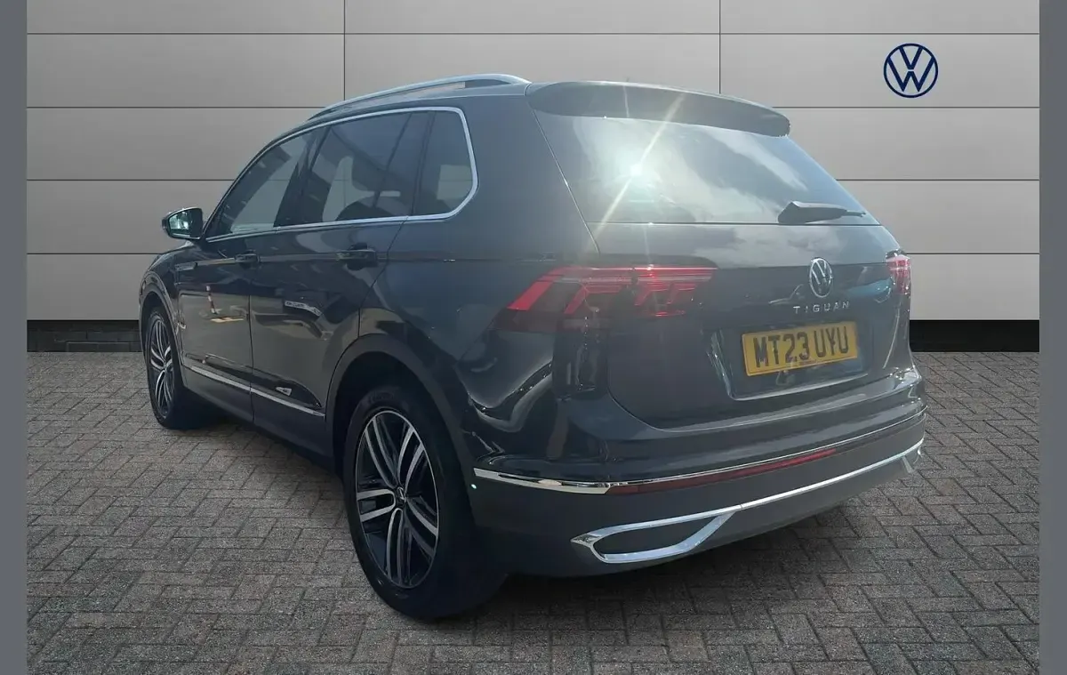 Used VW Tiguan Elegance 150 HP (110 kW) 2023 Grey SUV