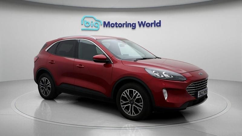 Used 2022 Ford Kuga Titanium SUV | £16,100 (Good price) - Image 1/4