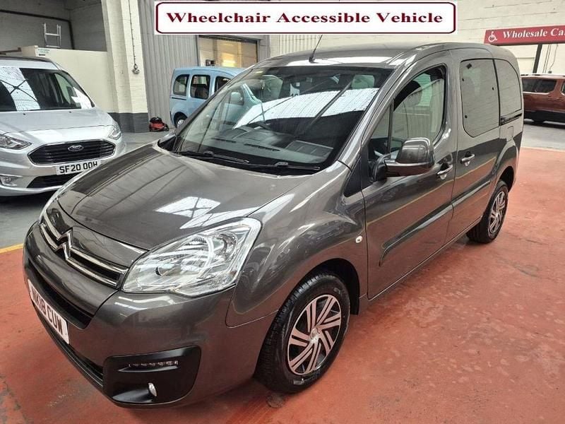 Grey Used 2018 Citroën Berlingo Feel MPV | £8,995 (Good price) - Image 1/4