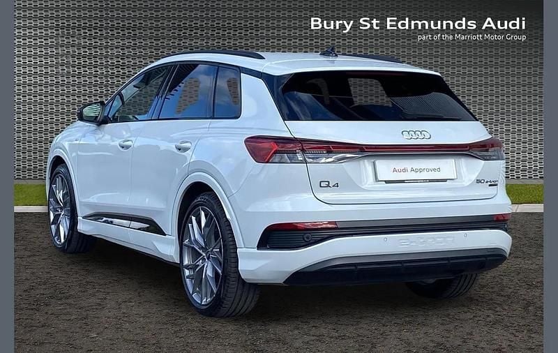 Used Audi Q4 e-tron Comfort 219 kW (299 HP) 2023 White SUV