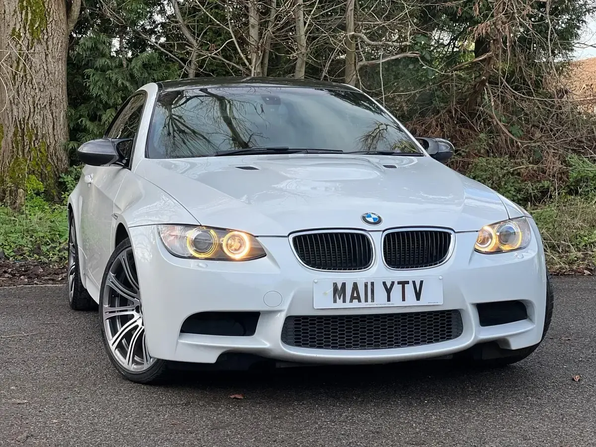Used BMW M3 420 HP (308 kW) 2011 White Coupe