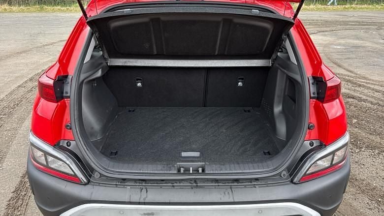 Second-hand Hyundai Kona SE 120 CP (88 kW) 2022 SUV