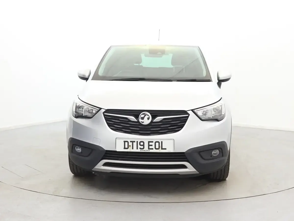 Second-hand Vauxhall Crossland X S 130 CP (95 kW) 2019 Argintiu SUV