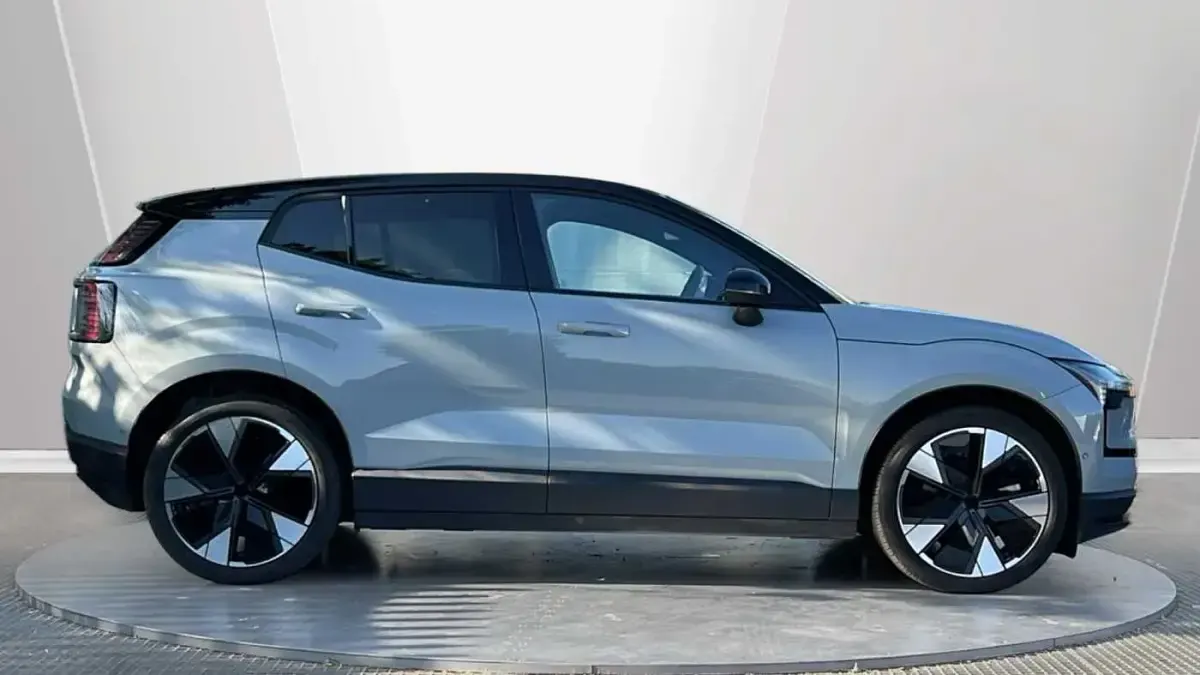 Used Volvo EX30 Performance 310 kW (422 HP) 2025 SUV