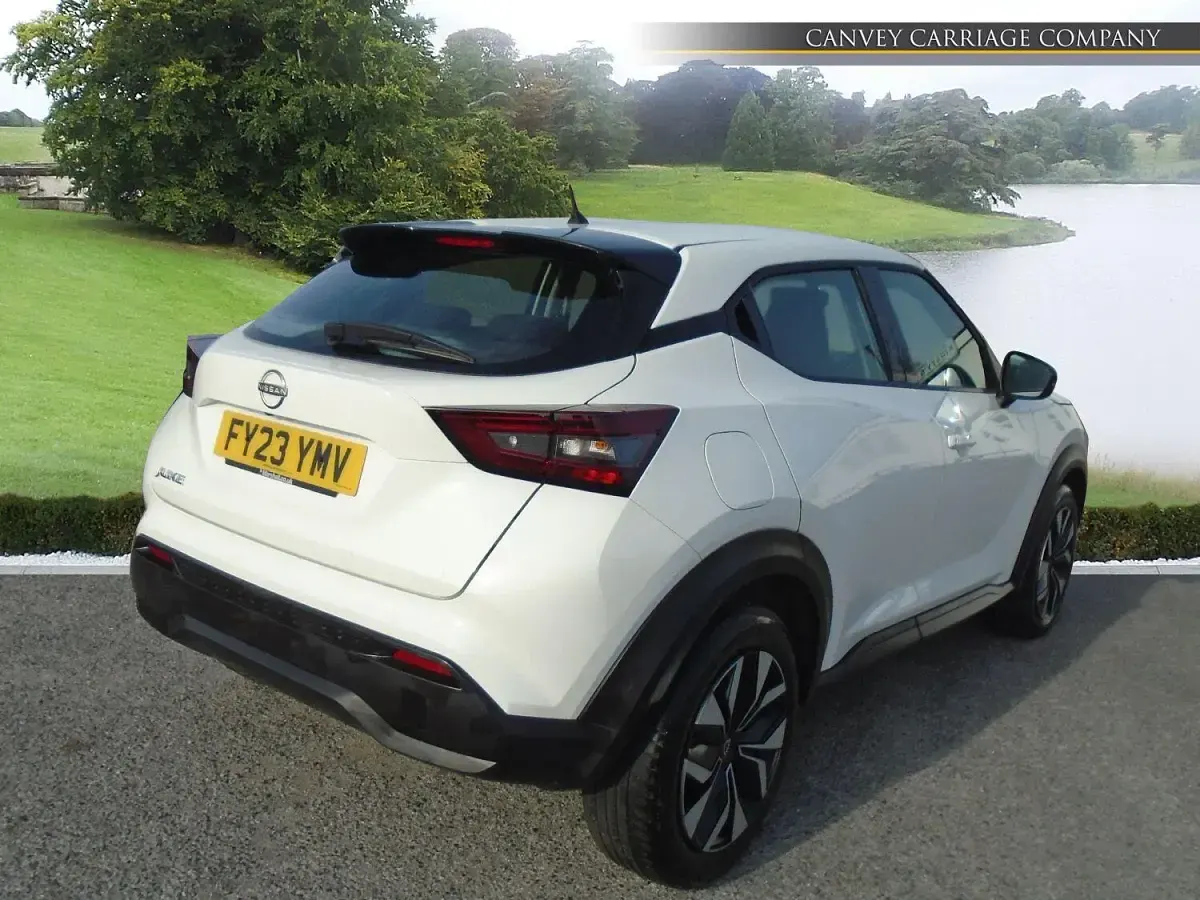 Used Nissan Juke Acenta 114 HP (83 kW) 2023 White SUV